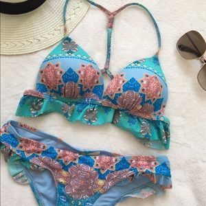 GB Paisley green 2 piece swimsuit 🏊🏻‍♀️